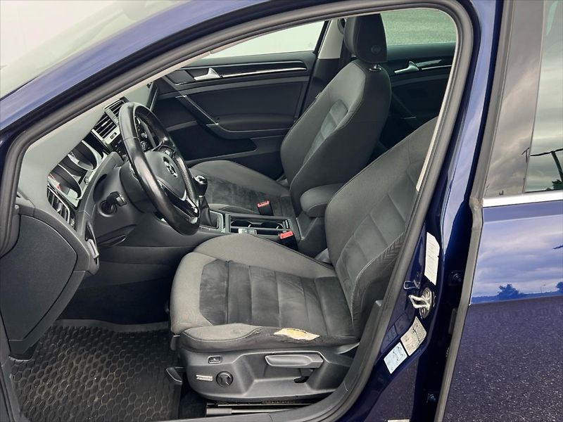 Volkswagen Golf Variant 1,4 TGi 81kW HIGHLINE  7 - fotka 11 z 22