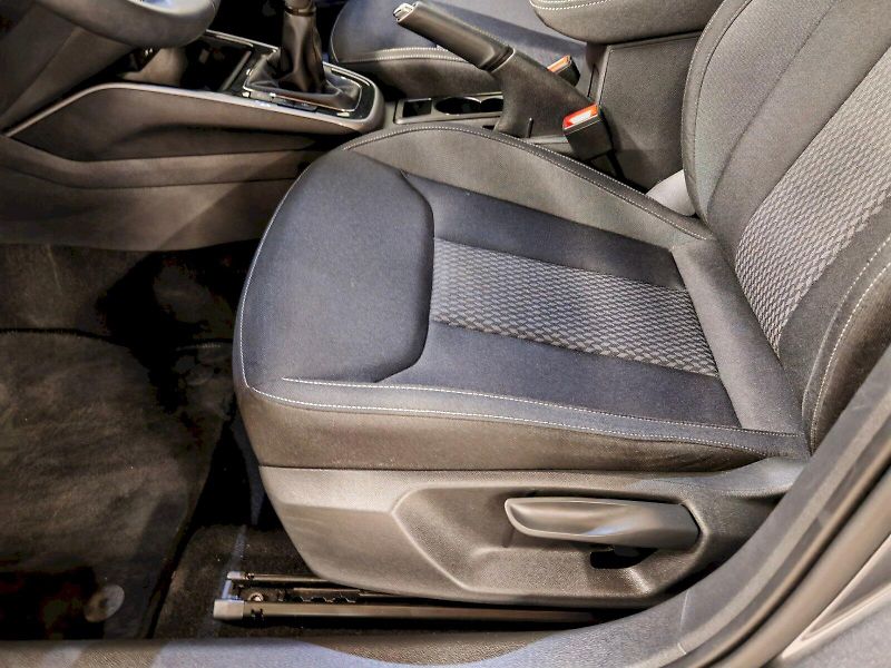 Škoda Fabia (2025) 1.0 TSI 70 kW Top Selection - fotka 21 z 28