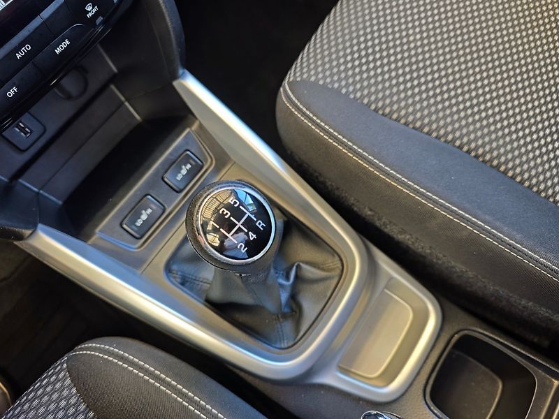 Suzuki Vitara (2016) 1.6 VVT Digiklima Kamera - fotka 28 z 40
