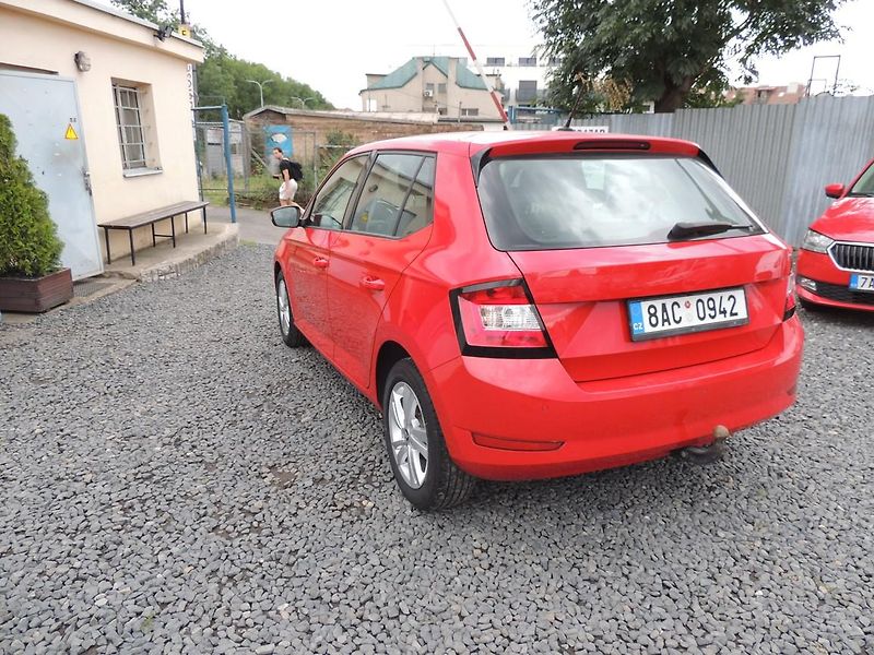 Škoda Fabia (2020) 1.0MPI,Amb,5DV,1.maj.ČR - fotka 7 z 29