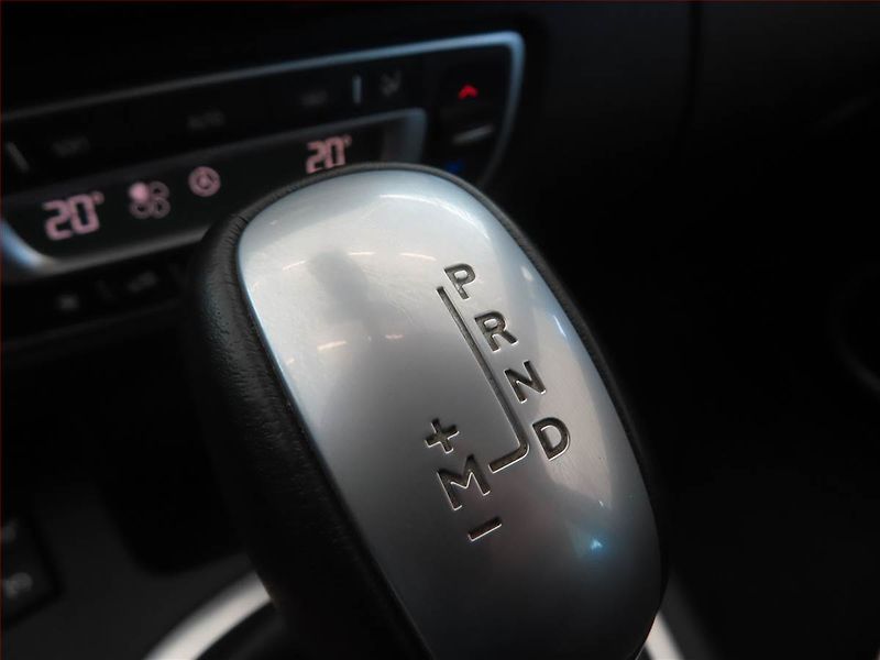 Renault Grand Scénic (2012) 1.5 dCi, Automat, Navi - fotka 12 z 14