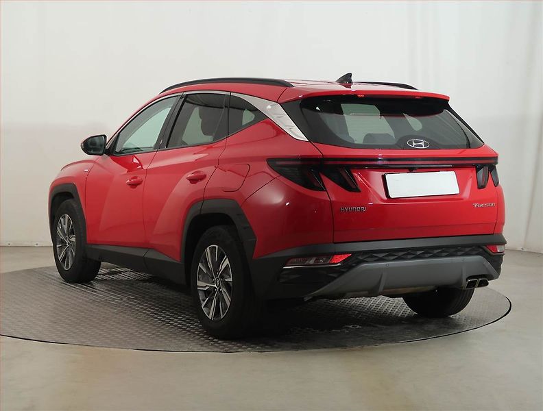 Hyundai Tucson (2022) 1.6 T-GDI - fotka 4 z 14