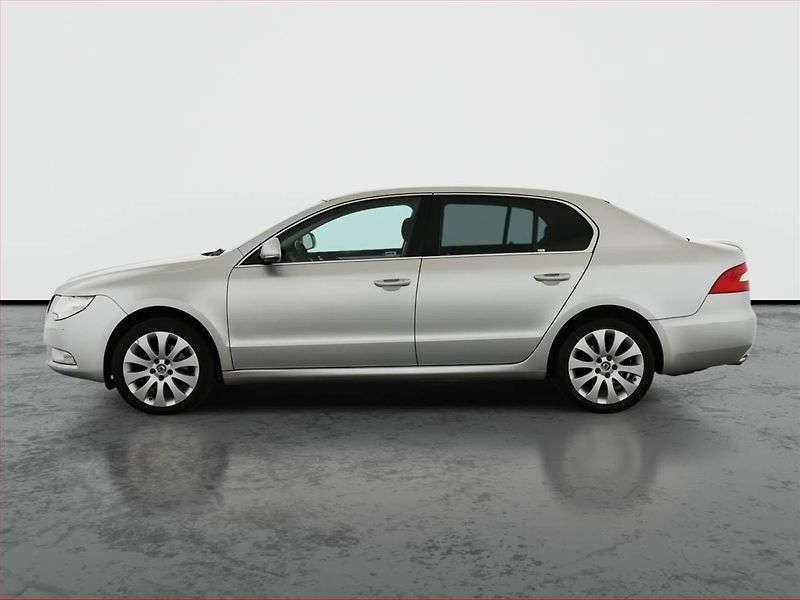 Škoda Superb (2011) 2.0 TSI, Automat, Serv.kniha - fotka 3 z 18