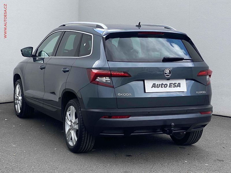 Škoda Karoq (2019) 1.5 TSi, Style, TZ, LED, navi - fotka 6 z 17