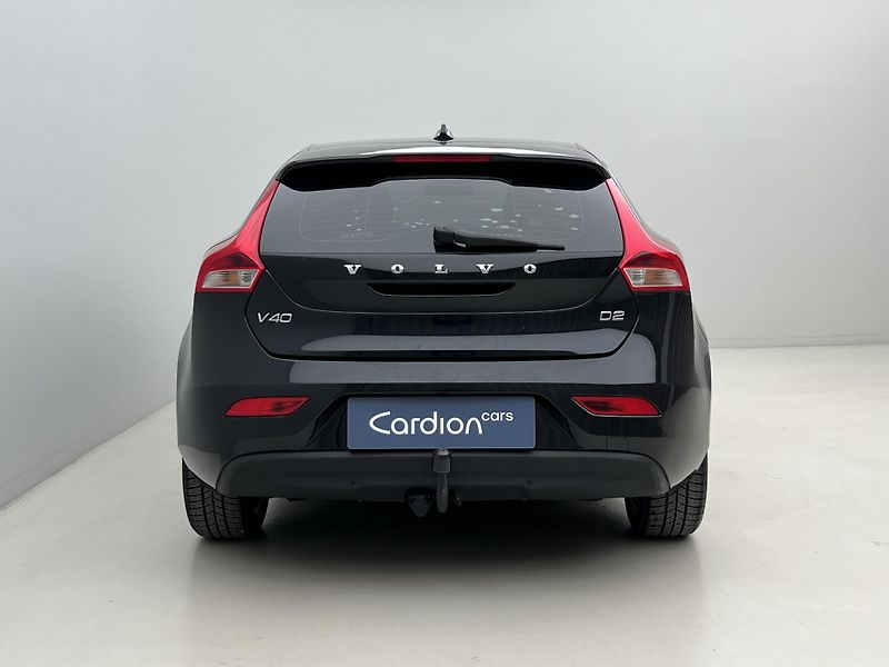 Volvo V40 D2 MOMENTUM - fotka 11 z 34