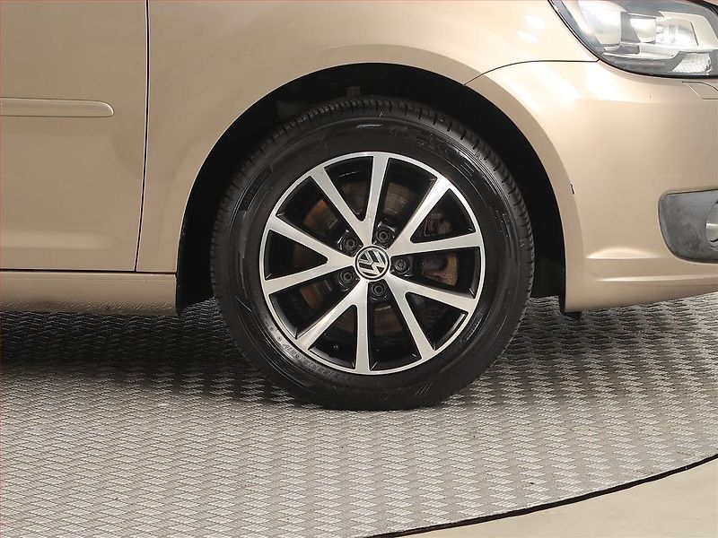 Volkswagen Touran (2012) 2.0 TDI, Navi, Bi-Xenony - fotka 14 z 17