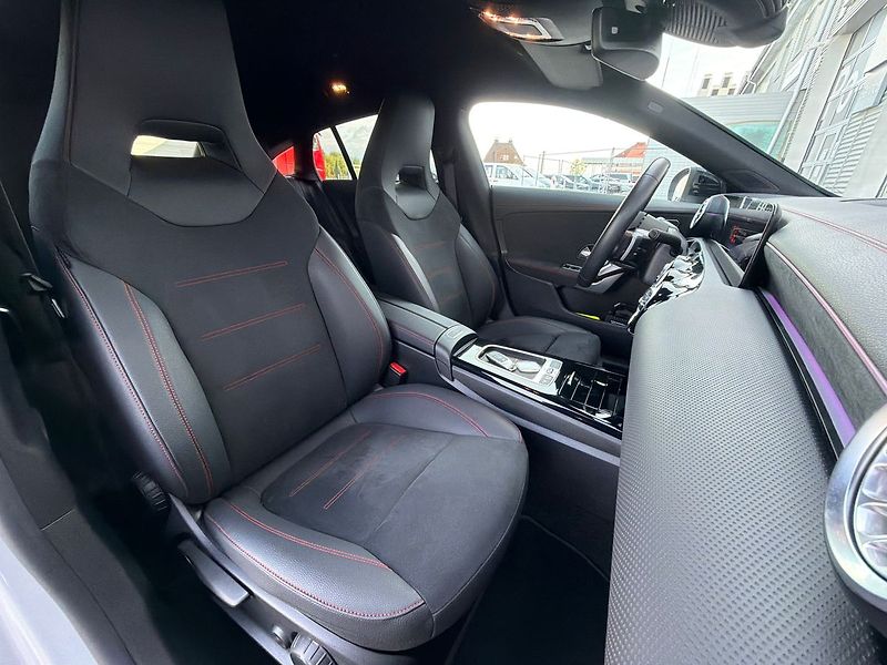 Mercedes-Benz CLA 200 Shooting Brake AMG Sty - fotka 28 z 35