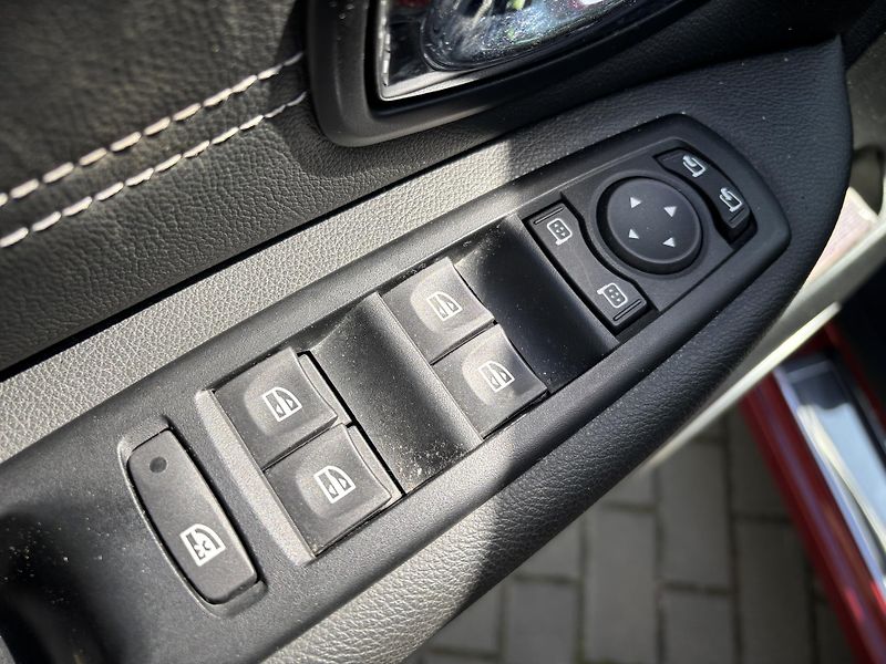 Renault Scénic 1.4 TCe Dynamique - fotka 25 z 26