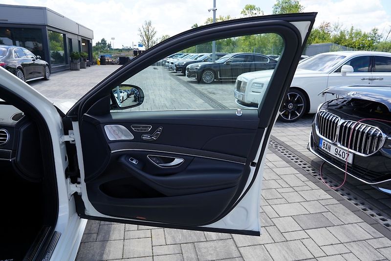 Mercedes-Benz Třídy S S 350d AMG 4Matic/Burm/260PS - fotka 20 z 46
