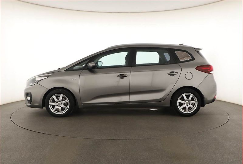 Kia Carens (2018) 1.7 CRDi, 7 míst, Navi - fotka 3 z 17