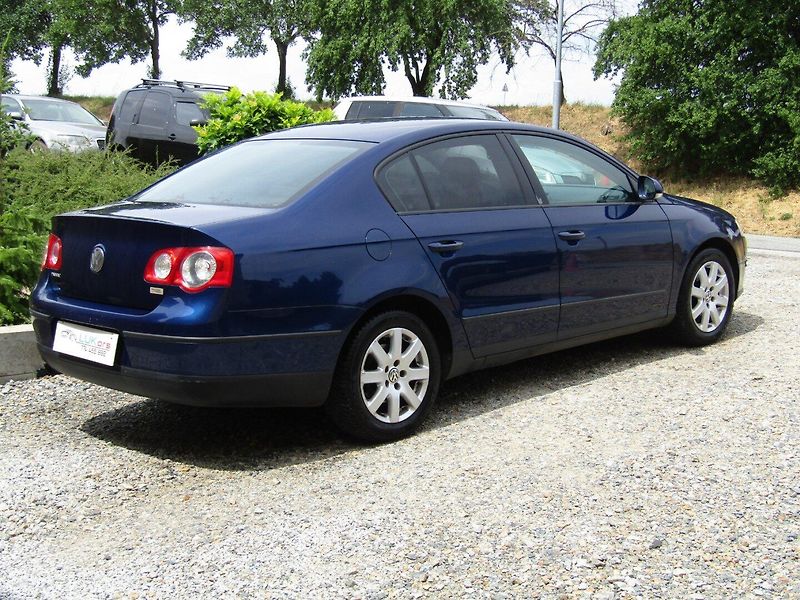 Volkswagen Passat (2008) 1.4 TSI 90kW - fotka 5 z 42