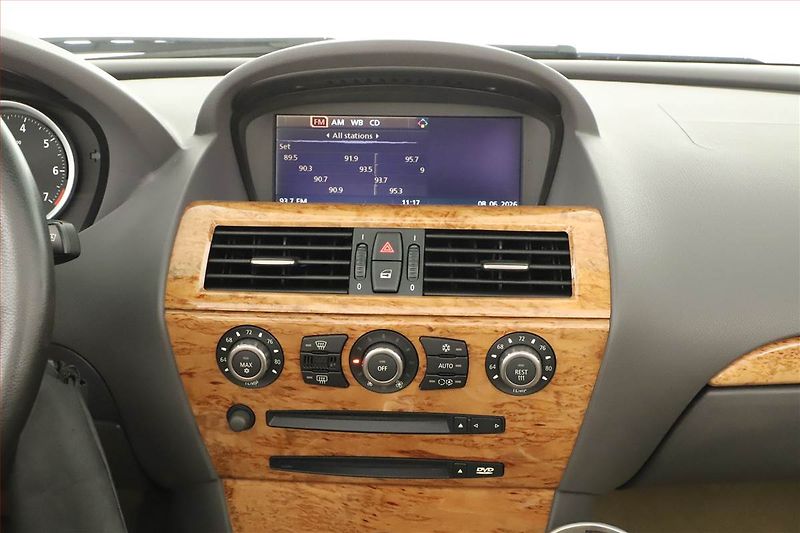 BMW Řada 6 (2005) 645 Ci - fotka 9 z 22