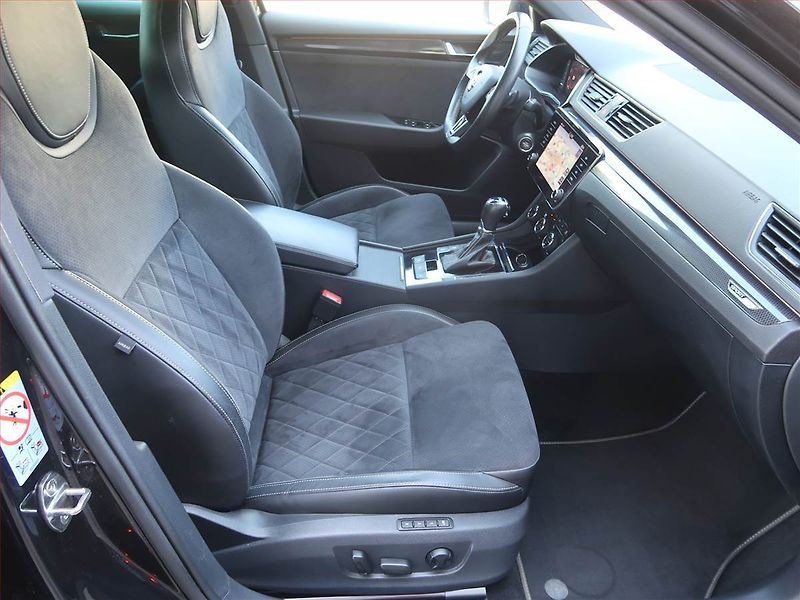 Škoda Superb (2019) 2.0 TDI, Automat, Kůže, Navi - fotka 9 z 25