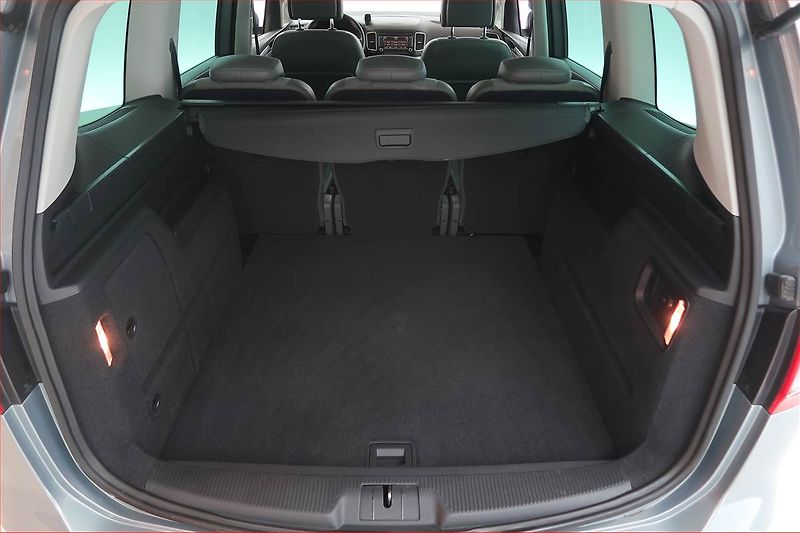 Volkswagen Sharan (2013) 2.0 TDI BMT, Kůže, Navi - fotka 13 z 18
