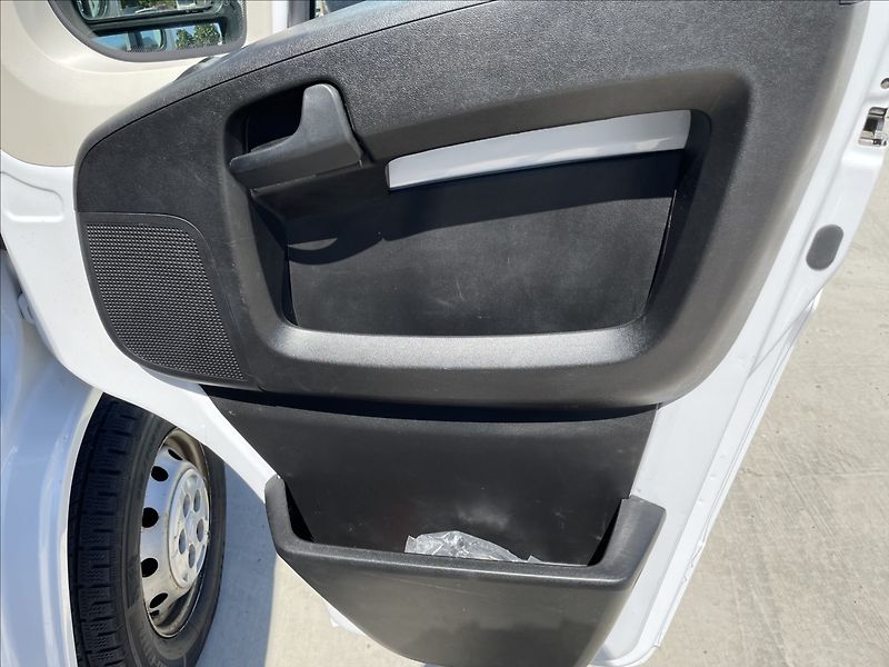 Citroën Jumper 2,2 HDI 88KW L1H1 ČR.1.MAJ. - fotka 15 z 25