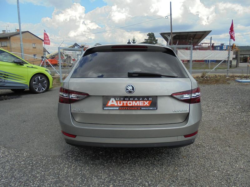 Škoda Superb (2015) 2.0TDI-110kw-DSG-NOVÝ MODEL - fotka 6 z 12
