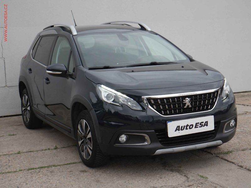 Peugeot 2008 (2019) 1.2 PT, Výhř.sed. - fotografie inzerátu