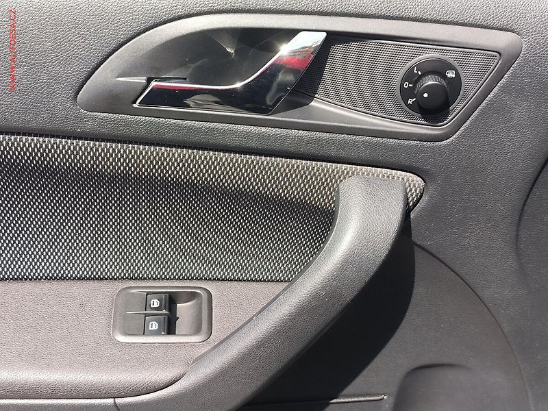 Škoda Yeti (2013) 2.0 TDi 4x4, ČR, Ambition - fotka 15 z 18