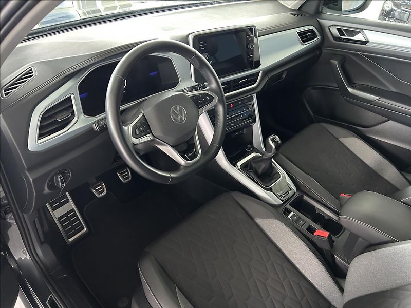Volkswagen T-Roc 1,0   TSI,GOAL,SERVISKA,1.MAJ - fotka 7 z 31