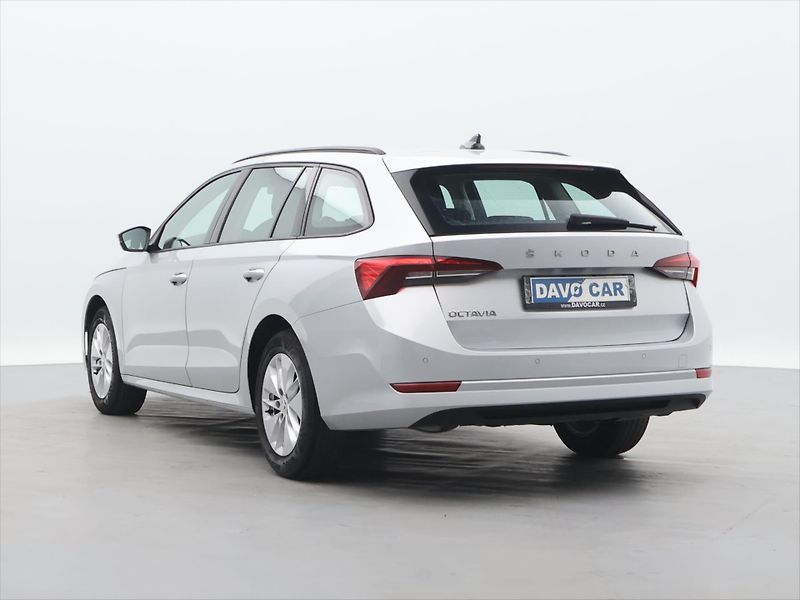 Škoda Octavia 2,0 TDI Ambition CZ DPH 1.Maj. - fotka 5 z 26