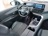 Peugeot 3008 (2022) Allure Pack 1.2 PureTech - náhled 7