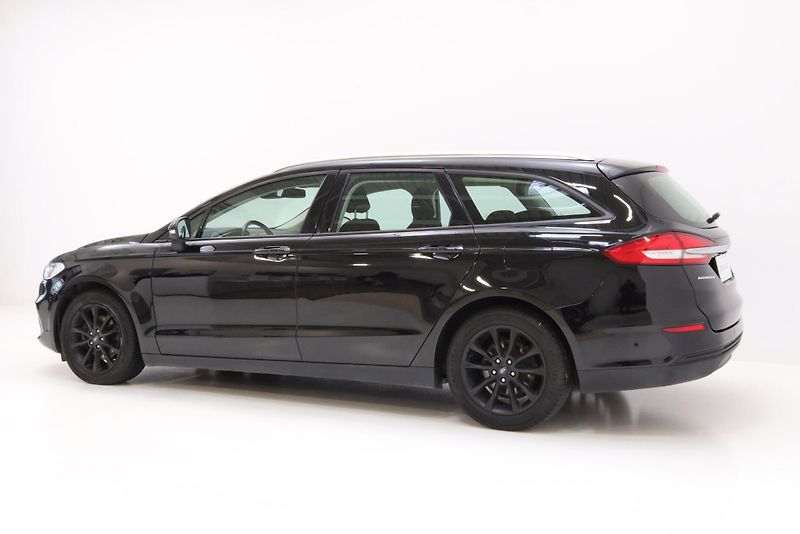 Ford Mondeo (2020) AT8, park. kamera, servis, zár - fotka 8 z 19