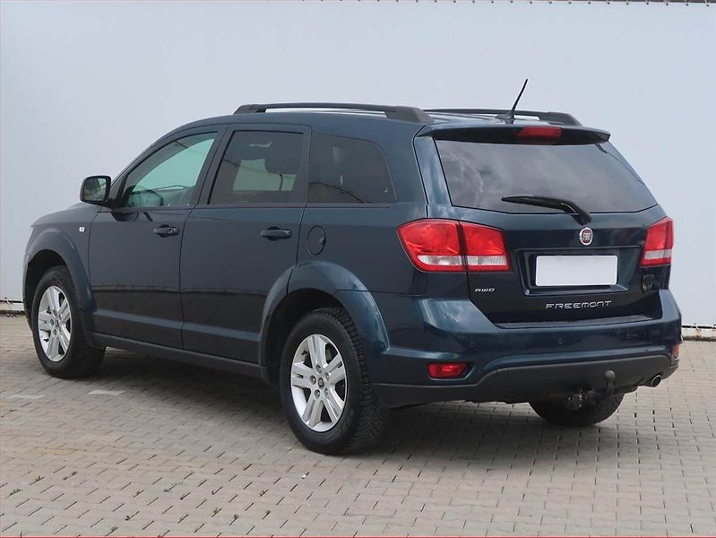 Fiat Freemont (2015) 2.0 MultiJet, 4X4, Automat - fotka 4 z 18