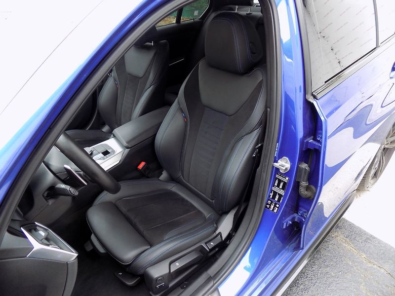 BMW Řada 3 (2020) 320d/xDrive/M-Sport/Full-LED/ - fotka 13 z 47