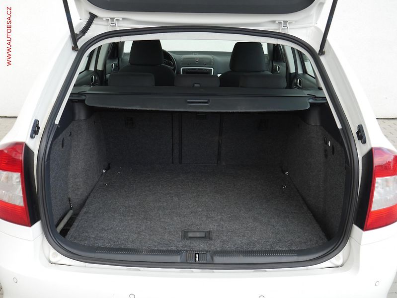 Škoda Octavia (2012) 1.2TSi, Ambition, TZ - fotka 7 z 16