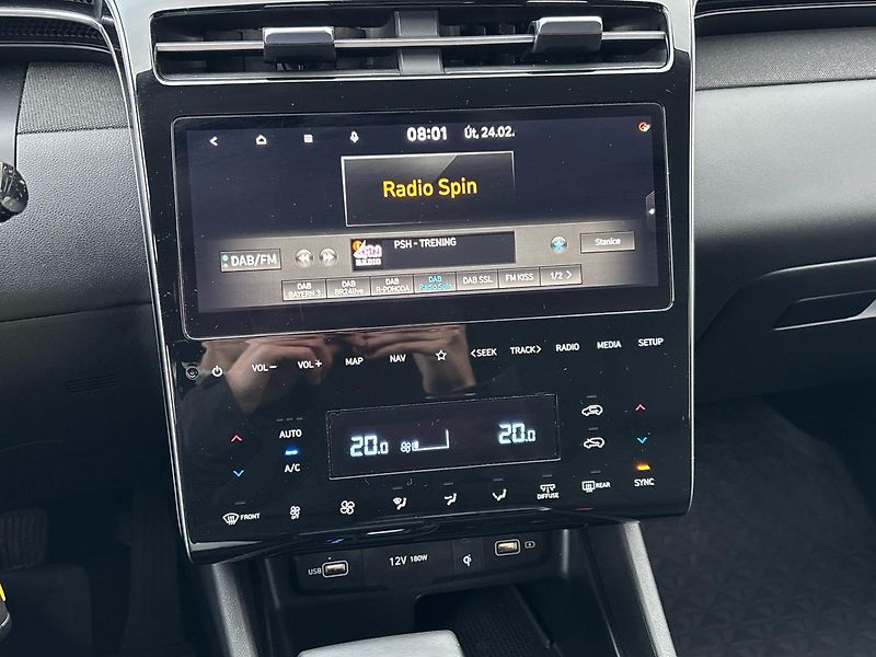 Hyundai Tucson DCT MHEV 4x4 Smart Navi - fotka 12 z 24