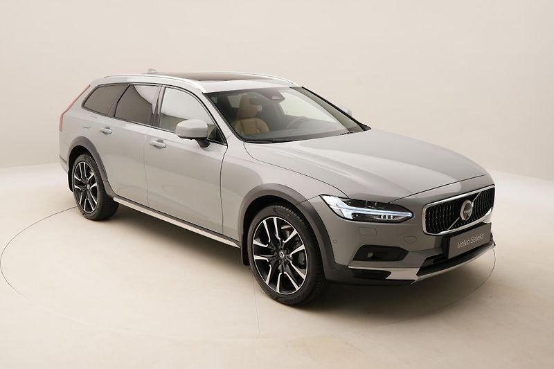 Volvo V90 CC B5 AWD ULTIMATE AUT  - fotka 17 z 66