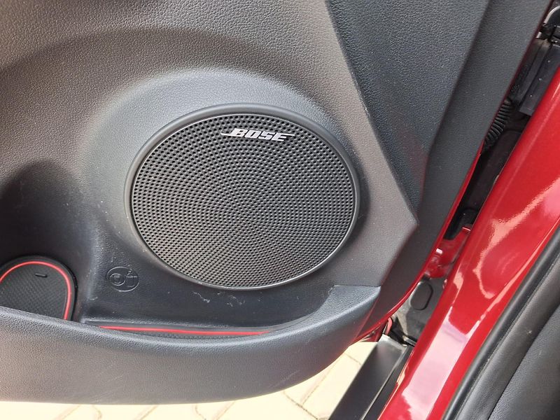 Hyundai Kona 1.0 T-GDI 88kW - fotka 23 z 25