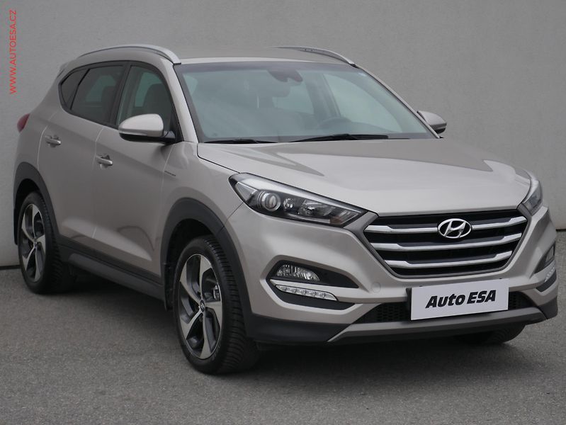 Hyundai Tucson (2015) 1.7 CRDi, ČR, AC, výhřev sed. - fotografie inzerátu