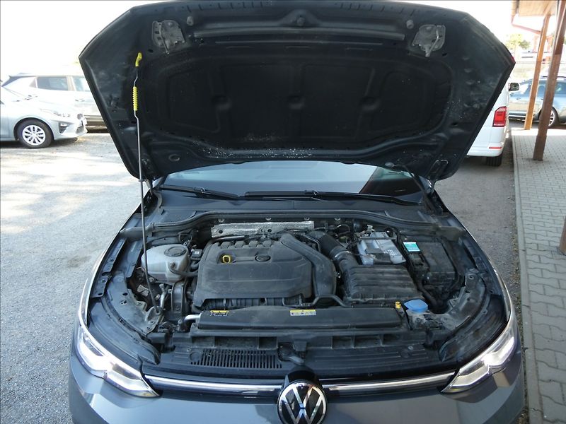 Volkswagen Golf 1,5 TSi 110kW Style,2xkola,DPH - fotka 43 z 47