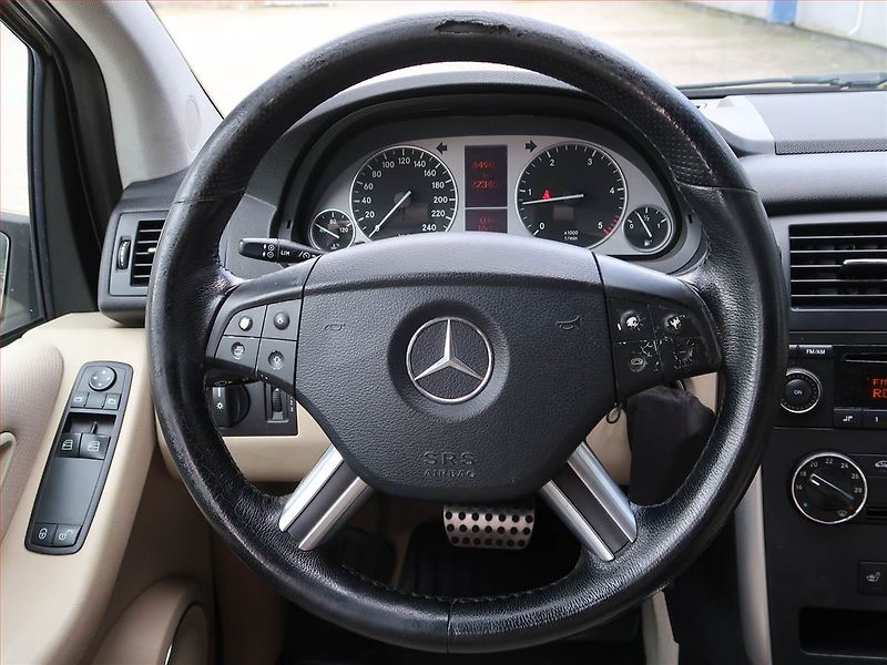 Mercedes-Benz Třídy B (2007) B 180 CDI , Automat, Tempomat - fotka 16 z 18
