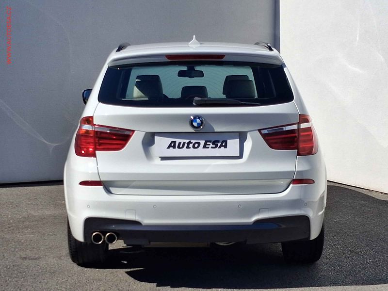 BMW X3 (2011) 2.0 d xDrive20d, ČR, M Paket - fotka 5 z 17
