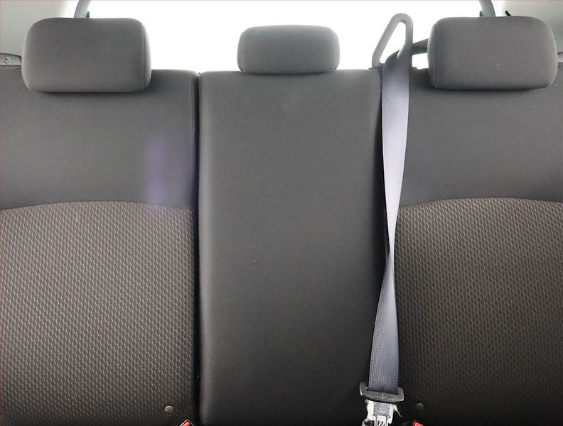 Mitsubishi ASX (2015) 1.6 MIVEC, Tempomat - fotka 10 z 19