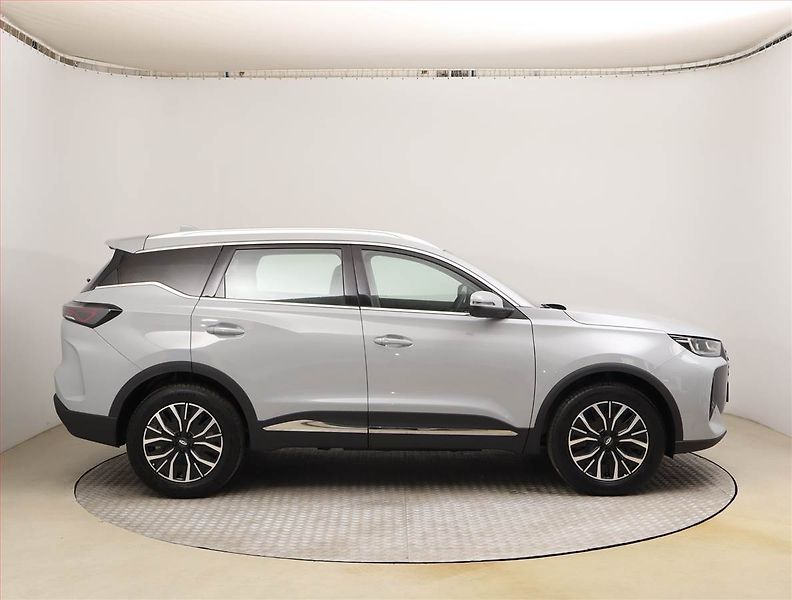 Chery Tiggo 7 (2026) 1.6 TGDI, LUXURY, Ad. tempomat - fotka 6 z 24