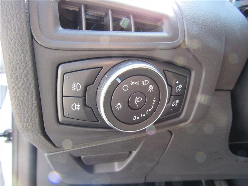 Ford Focus 1,5 Ecoboost 134kW ST-Line - fotka 23 z 28