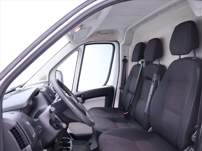 Citroën Jumper 2.0 HDI 96kW CZ Klima L2H2 DPH - fotka 12 z 34