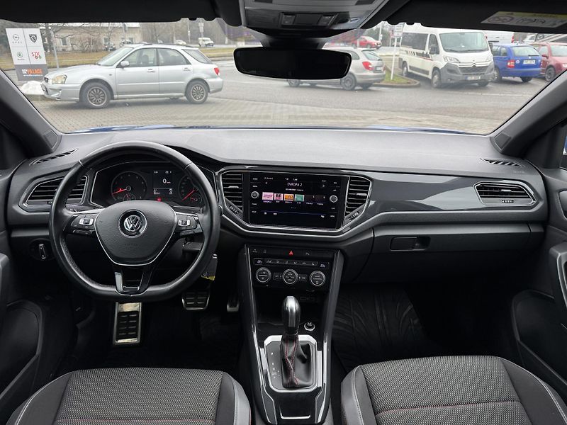 Volkswagen T-Roc (2020) 1.5 TSI DSG - fotka 17 z 22