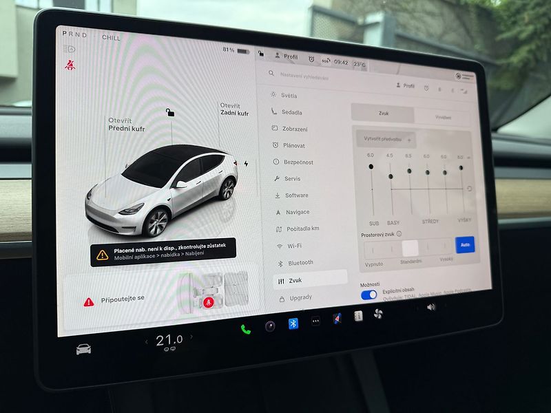 Tesla Model Y LR AWD Tažné / Záruka - fotka 27 z 41