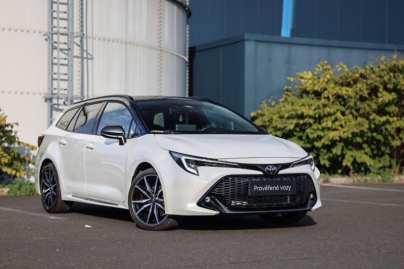 Toyota Corolla AT TS GR SPORT - fotka 15 z 18