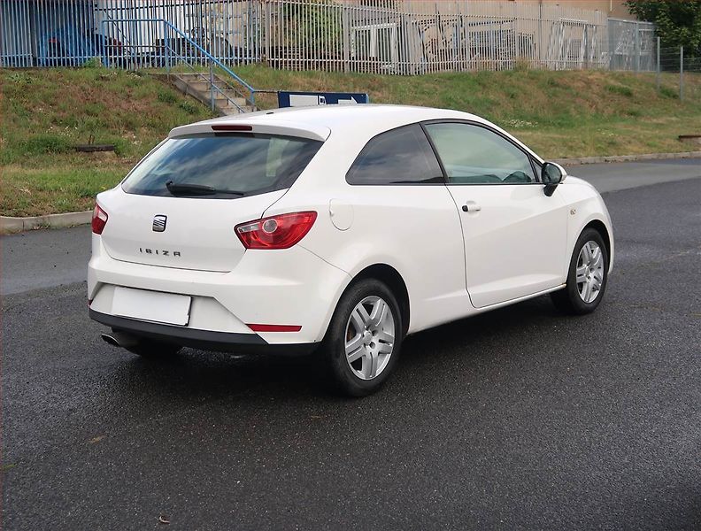 Seat Ibiza (2012) 1.2 12V, nová STK, zamluveno - fotka 5 z 15