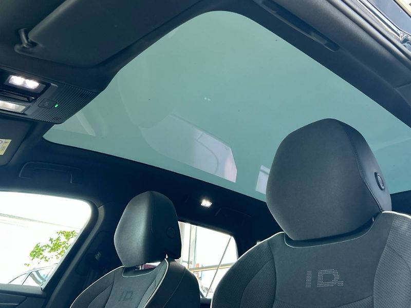 Volkswagen ID.7 Tourer (2025) 210 kW, 86 kWh Pro S People - fotka 16 z 35