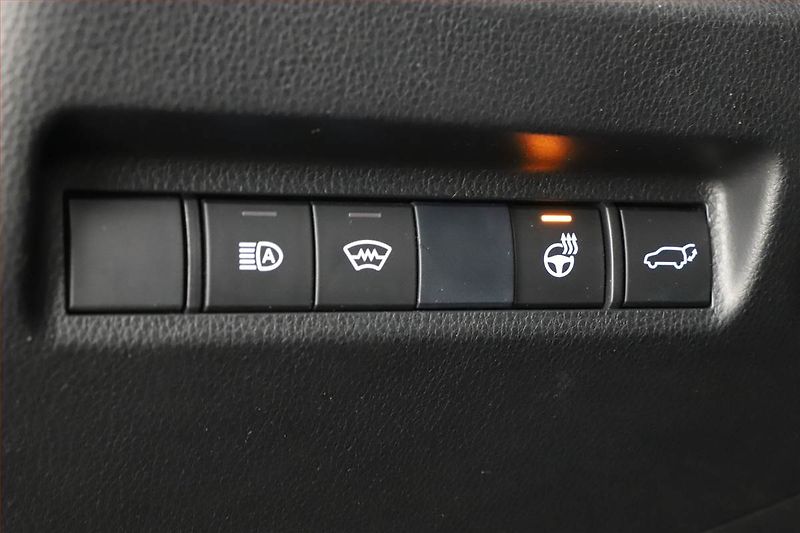 Toyota RAV4 (2020) 2.5 Hybrid - fotka 11 z 20