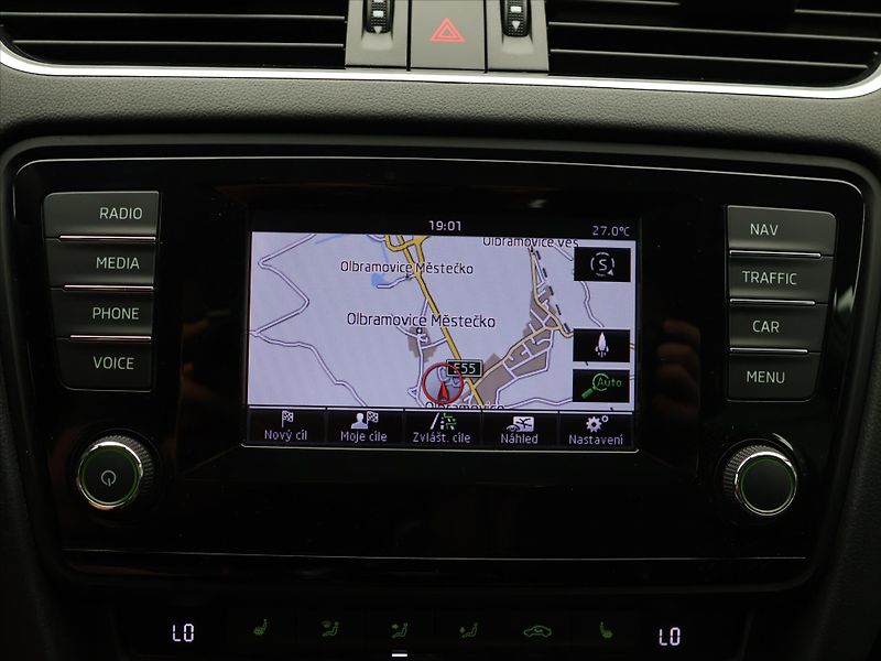 Škoda Octavia 1,4 TSI 103kW Elegance+ Xenon - fotka 21 z 32