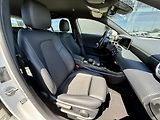 Mercedes-Benz Třídy A (2019) 180 d - náhled 25