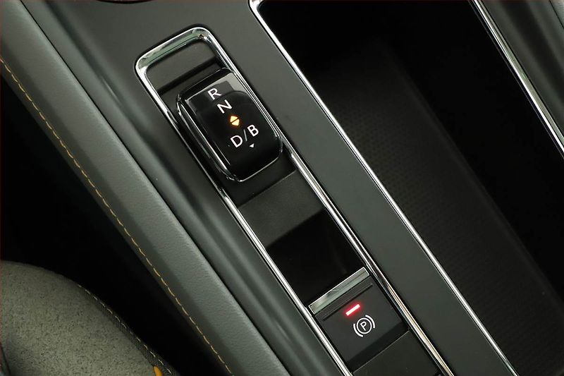 Škoda Enyaq (2022) iV 80x (82 kWh), SoH 83% - fotka 10 z 31