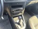 Volkswagen Golf (2001) KRÁSNÝ,145TKM,1MAJ89LET,SERVIS - náhled 20